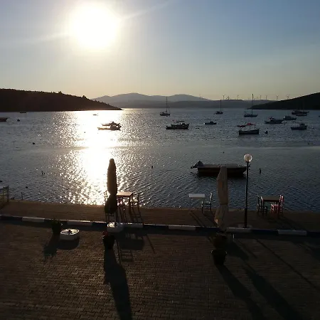 Sahil & Restaurant Hotel *