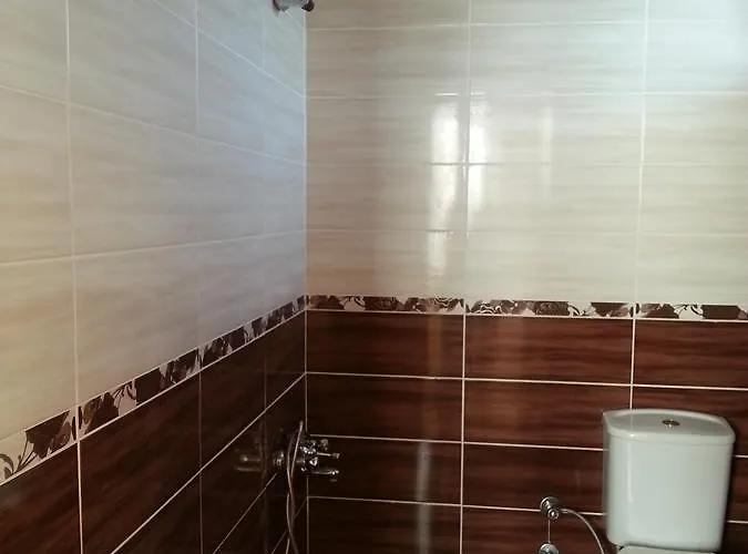 Sahil & Restaurant * سفيريهيسار